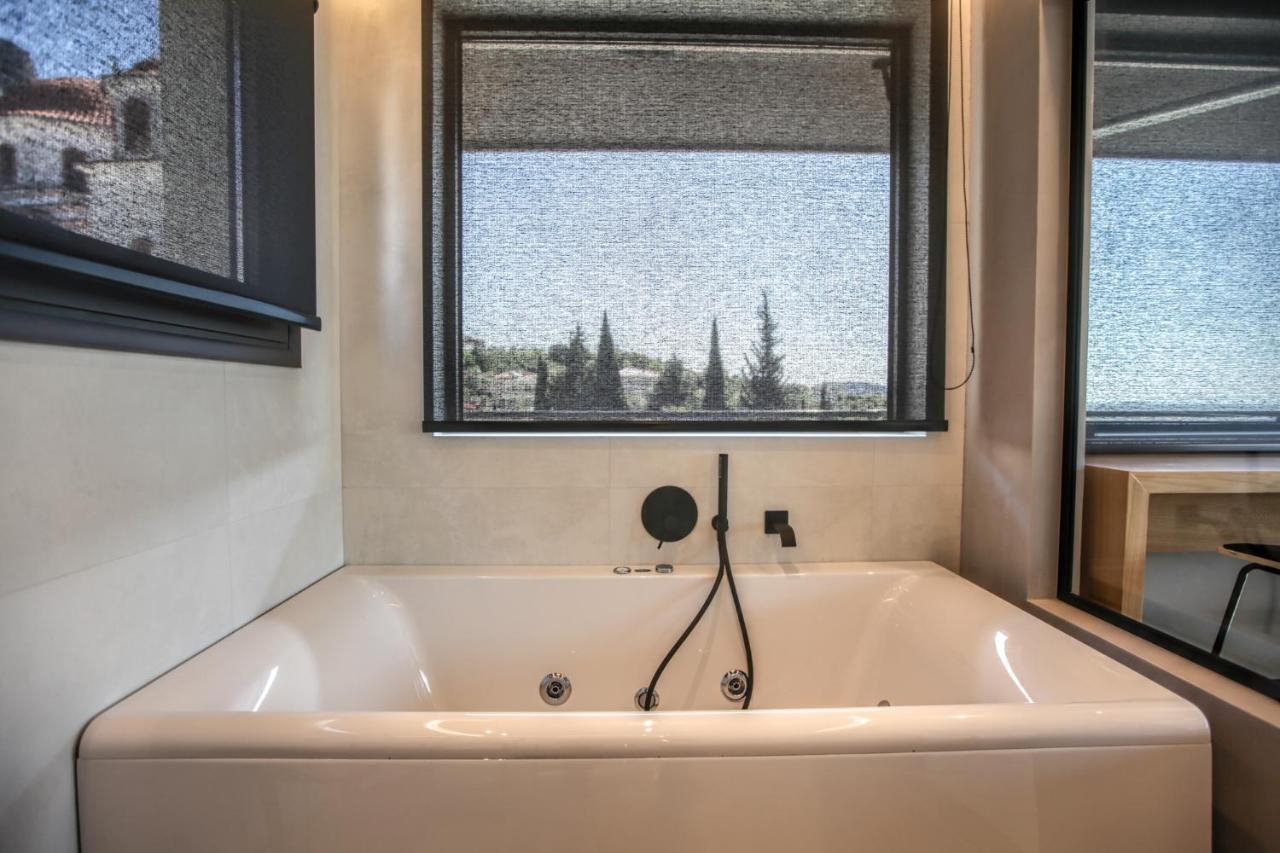 Meteora Heaven And Earth Premium Suites - Adults Friendly Kalabáka Exterior foto